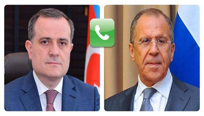 Лавров и Байрамов обсудили реализацию договоренностей по Карабаху