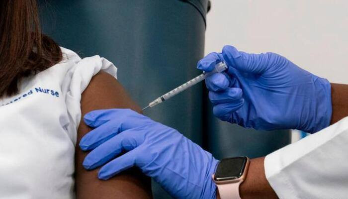 В Иране началась вакцинация населения от коронавируса