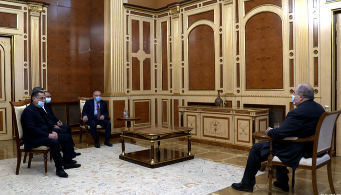Армен Саркисян встретился с лидерами «Движения за спасение Родины»