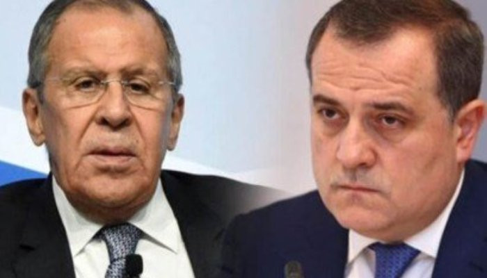 Лавров обсудил с Байрамовым ход реализации договоренностей лидеров России, Азербайджана и Армении