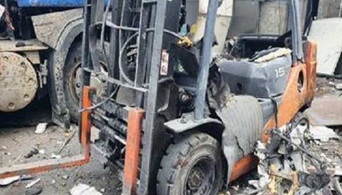 В Ереване возле ЗАО «Джермук Групп» взорвался автомобиль, есть погибшие
