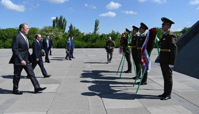 Сергей Лавров посетил мемориальный комплекс памяти жертв Геноцида армян