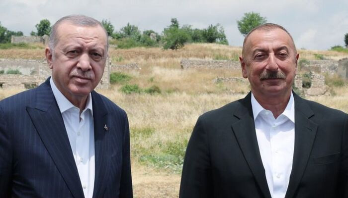 Эрдоган заявил о возможности создания в Азербайджане турецких военных баз