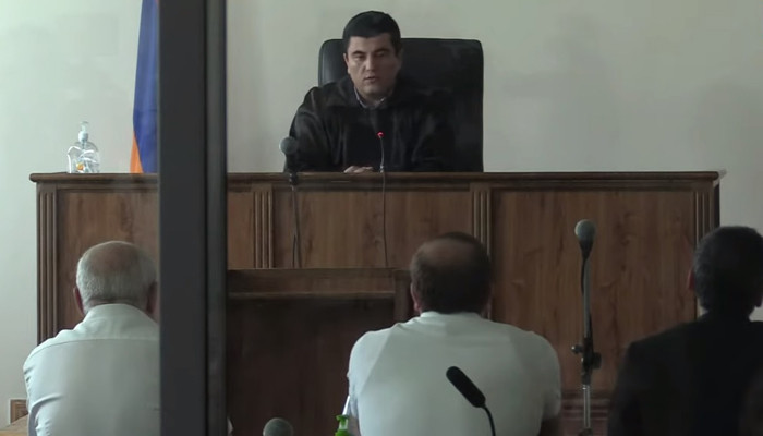 Մեկնարկում է Վազգեն Մանուկյանի գործով դատական նիստը. ՈՒՂԻՂ ՄԻԱՑՈՒՄ