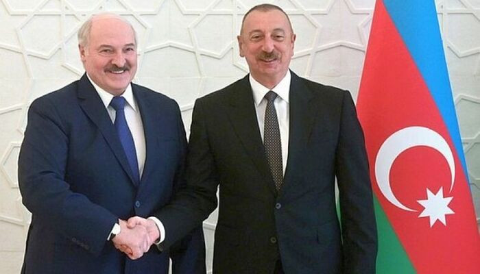 По словам Лукашенко, «благодаря Алиеву удалось достичь мирного урегулирования»