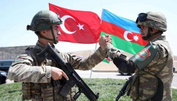 Турция объявила о планах создания совместной армии с Азербайджаном