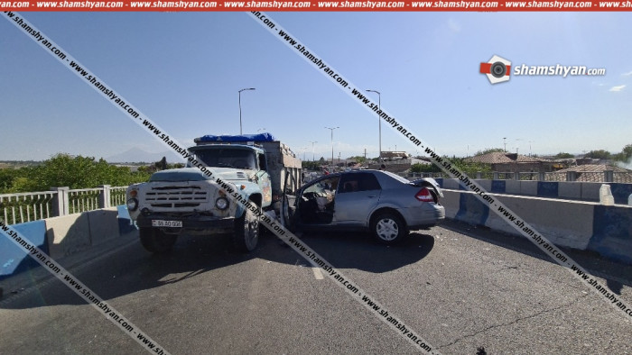 Երևանում բախվել են Toyota Land Cruiser-ը, Nissan-ն ու ЗИЛ-ը