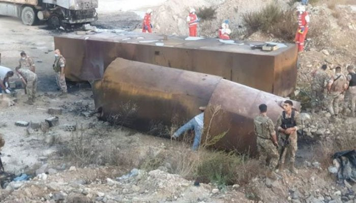 Не менее 20 человек погибли при взрыве танкера в Ливане