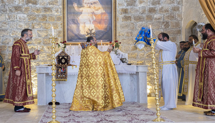 Մալաթիայի Սուրբ Երրորդություն եկեղեցում 106 տարվա դադարից հետո առաջին պատարագն է մատուցվել
