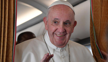 Pope Francis urges people to get vaccinated against #COVID_19