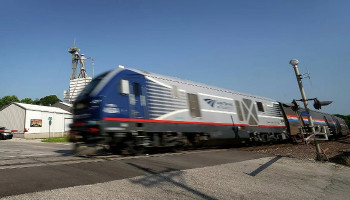 At least 3 killed in Amtrak derailment