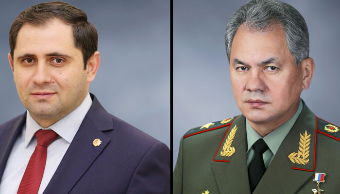 Шойгу поздравил Папикяна с назначением на пост министра обороны Армении