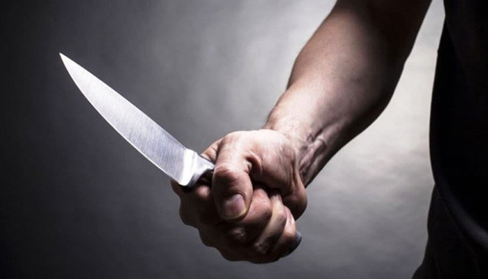 Գարեգին Նժդեհի հրապարակում 15-ամյա տղան դանակահարել է նախկին փեսային