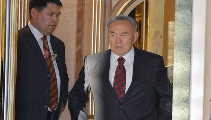 Назарбаев и его дочери покинули Казахстан