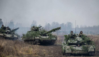 Ukraine crisis latest news: Russia invading on multiple fronts, former Ukrainian defence minister says