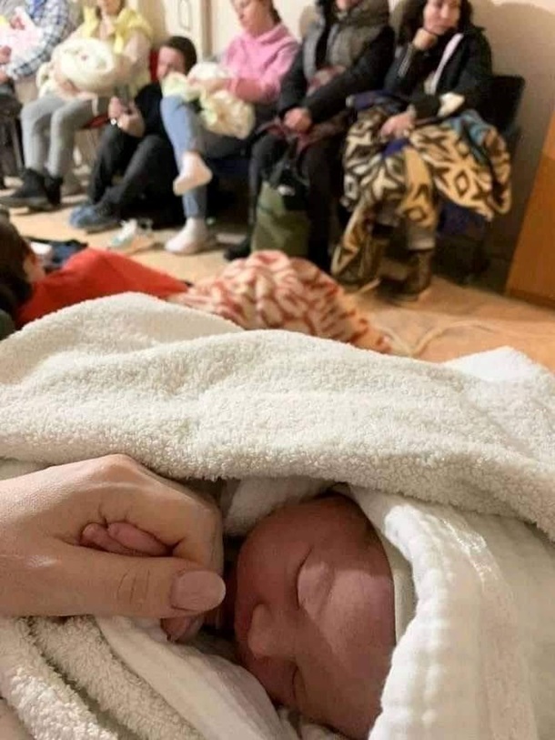 Կիևի մետրոյում երեխա է ծնվել