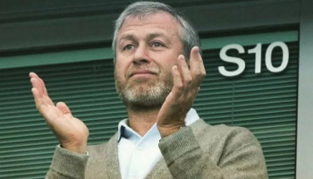 UK slaps sanctions on Chelsea FC owner Abramovich, six other oligarchs