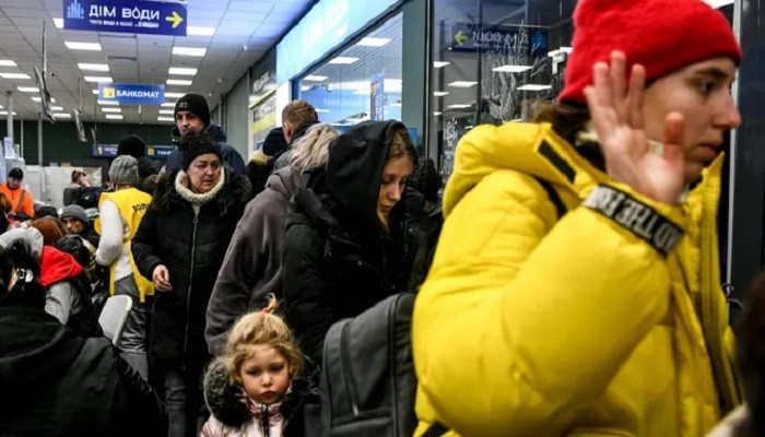 Over 3.8 million refugees flee Ukraine to neighboring countries - UNHCR