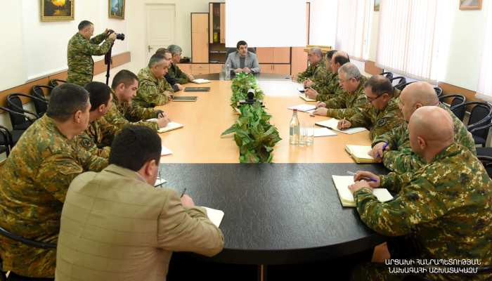 President Harutyunyan held a working consultation at the administrative complex of the Ministry of Defense