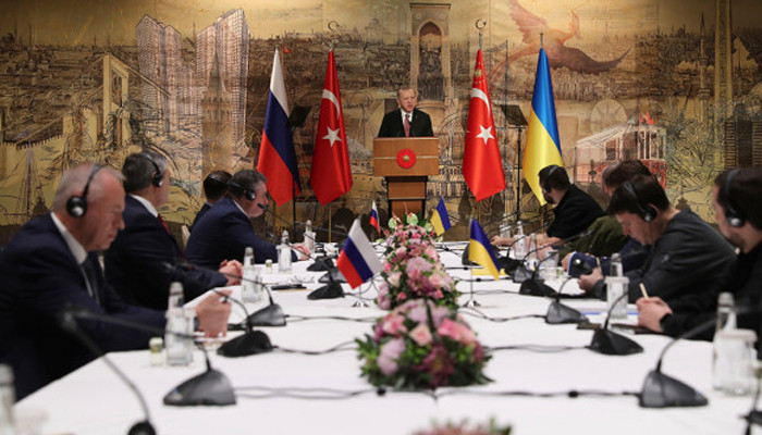 Russia-Ukraine talks begin in Istanbul