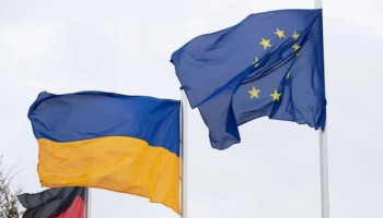 The government expects Ukraine to be granted EU candidate status in June