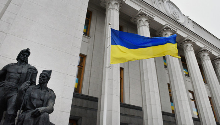Украина не будет убирать из Конституции пункт о вступлении в НАТО
