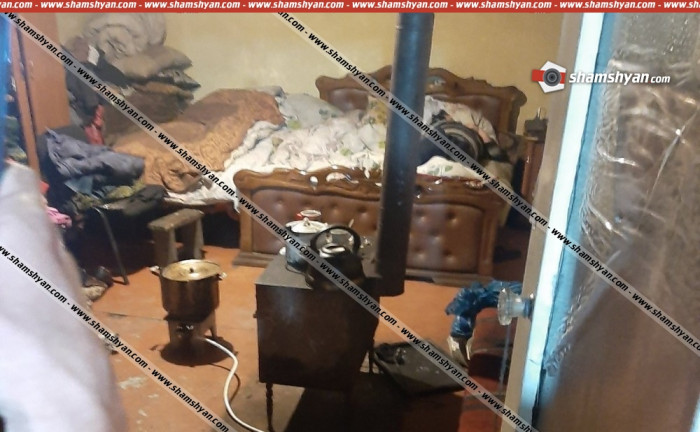 В одном из домов в Гюмри обнаружены тела матери и сына