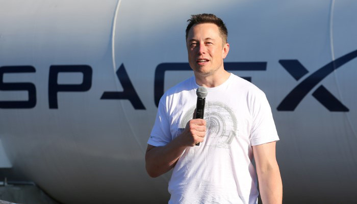 Elon Musk’s SpaceX selling shares possibly to finance Twitter bid