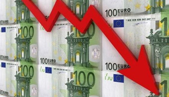Euro exchange falls below 59 rubles first time since June 2015