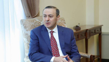 ՀՀ ԱԽ քարտուղարն անդրադարձել է Հայաստանի և Ադրբեջանի միջև հաղորդակցության ուղիների բացման խնդիրներին