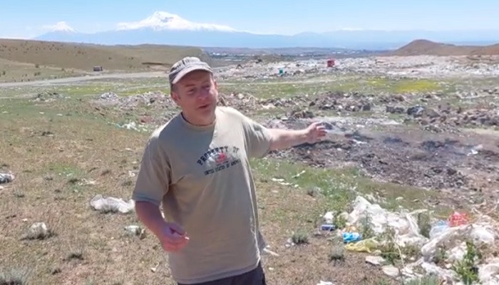 «Жуткие кучи горящего мусора в пяти минутах от жилых районов Еревана»: Александр Лапшин