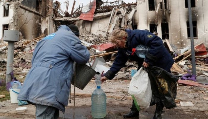 Россия хочет закрыть Мариуполь и не выпускать жителей из-за угрозы холеры