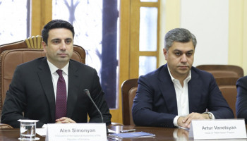 Спикер НС выступил с заявлением касательно прошения об отставке депутата Артура Ванецяна