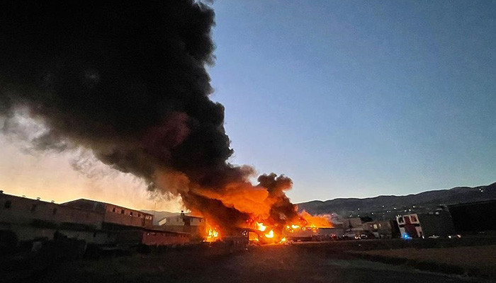 Kahramanmaraş'ta geri dönüşüm tesisinde yangın çıktı
