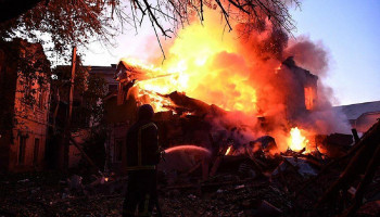 Powerful explosions are heard in Nikolaev