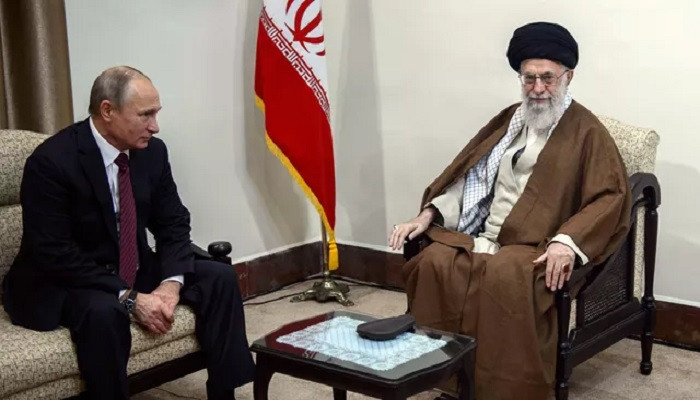 Путин начал встречу с президентом Ирана Раиси