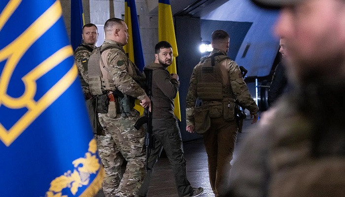 Zelensky Takes Aim at Hidden Enemy: Ukrainians Aiding Russia