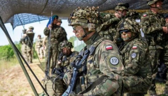 Польша намерена создать сильнейшую в НАТО сухопутную армию