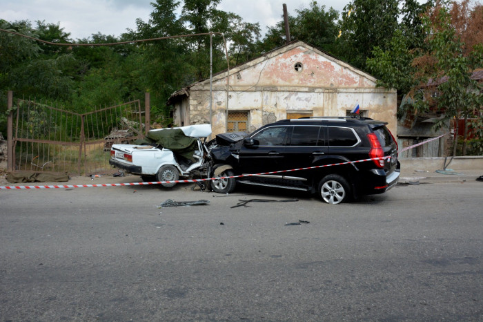 Լուսանկարներ՝ ռուս խաղաղապահների մեքենայի մասնակցությամբ վթարից