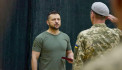 Зеленский предложил Раде продлить действие военного положения на Украине