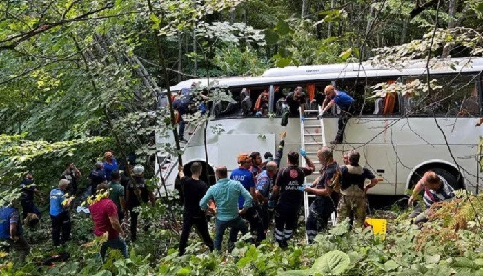 Bus accident kills 5, injured 38 in northwestern Türkiye
