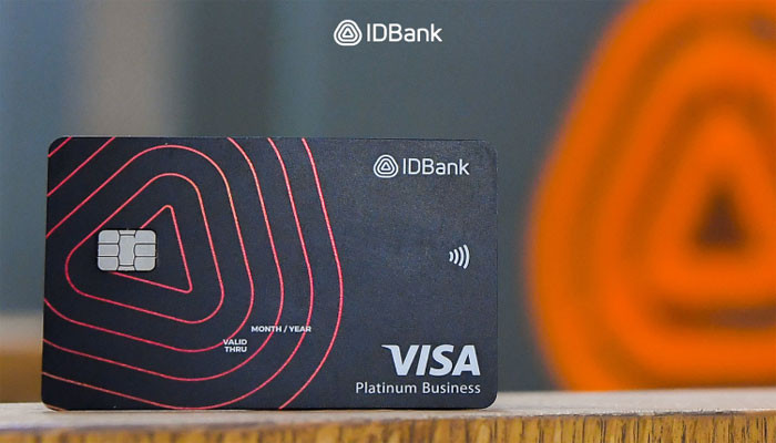 IDBank первым в Армении представляет карту Visa Platinum Business