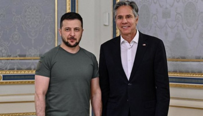 Blinken meets with Zelensky in Kyiv.