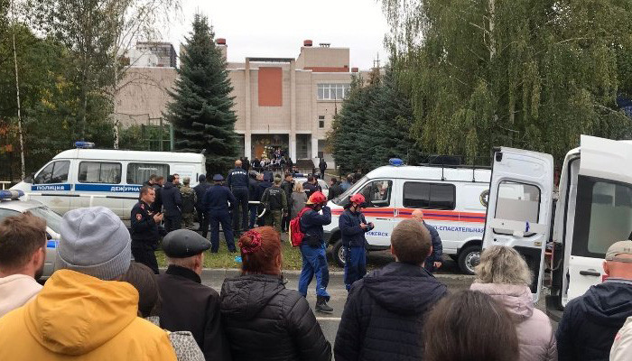 Стрельба в школе Ижевска: шесть человек погибли, 20 ранены