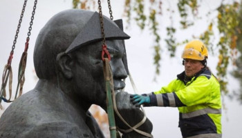 В Финляндии демонтировали последнего Ленина