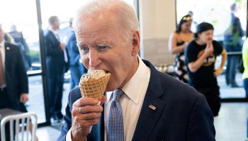 Joe Biden, eating his ice cream cone in Portland: "Our economy is strong as hell"