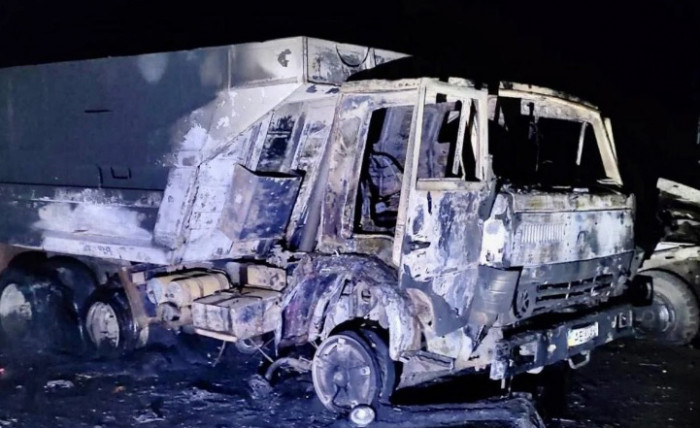 Россияне ночью ударили по Никополю артиллерией: повреждены дома и предприятие