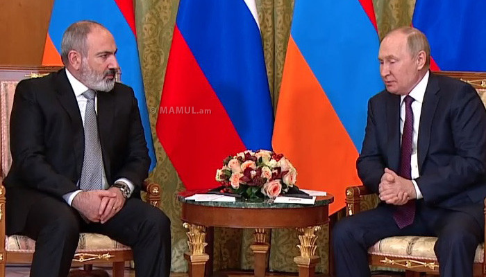 Путин: Карабахский конфликт надо завершать