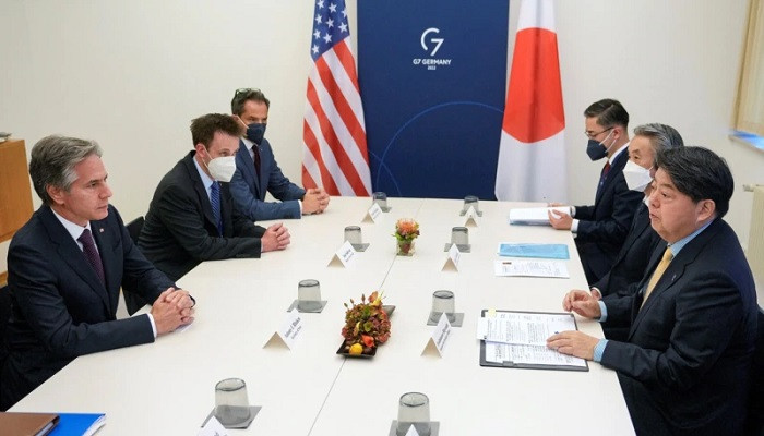 G7 countries threatened Minsk with “crushing costs”