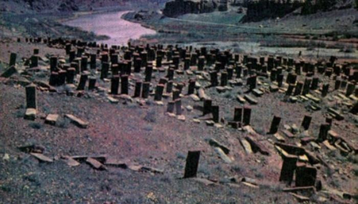 «Ալեքսանդր Ռոդսը 1648 թվականին հաղորդել էր, որ Ջուղայի գերեզմանատանը կա 10 հազար խաչքար». Վահե Լոռենց